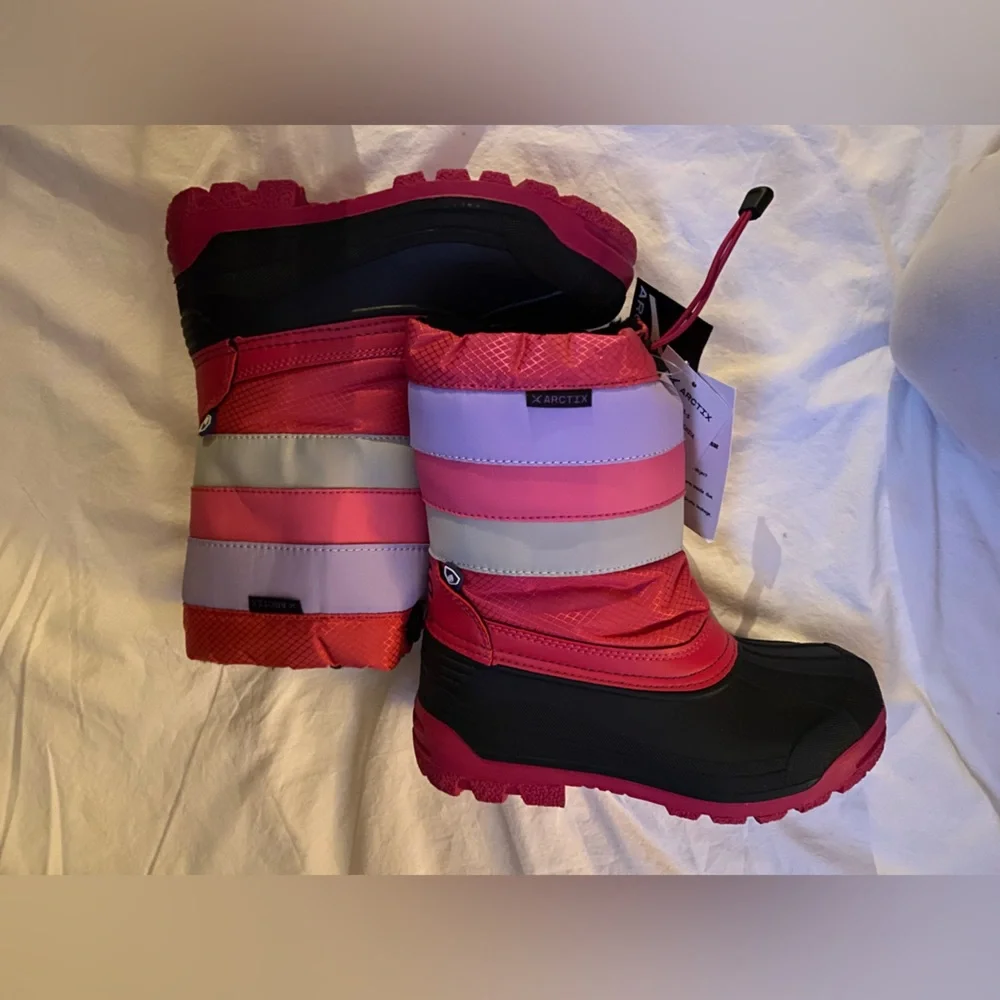 NWT❄️Arctix Kids Warm Fun Boots Sz-5 or Sz-7(Adult Women) Winter Snow/Cold Boots